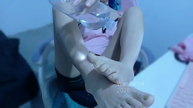 WandaDoll online show from 05/25/26, 12:22