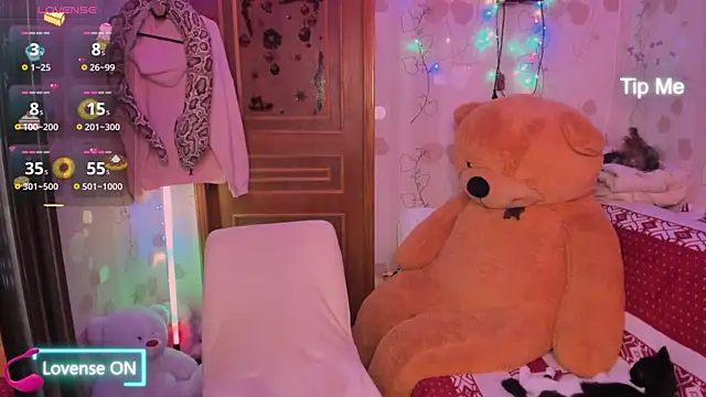 Snapshot of Lilly_Black88888 chatting on 01/22/25, 03:41 Lilly Black88888 online show from 01/22/25, 03:41