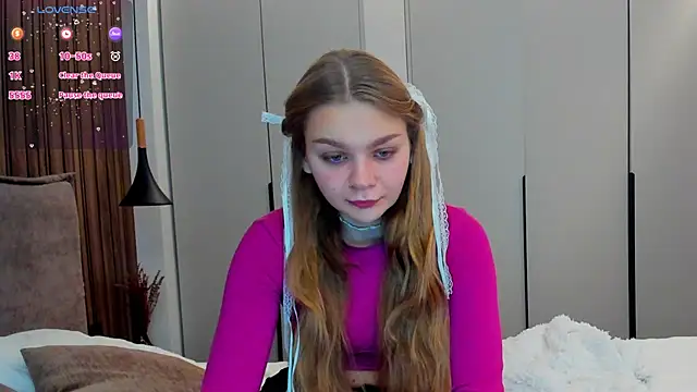 Molly sweetie online show from 11/03/25, 07:20