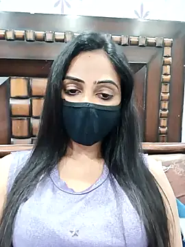 Yours-Bebo online show from 11/18/25, 07:07