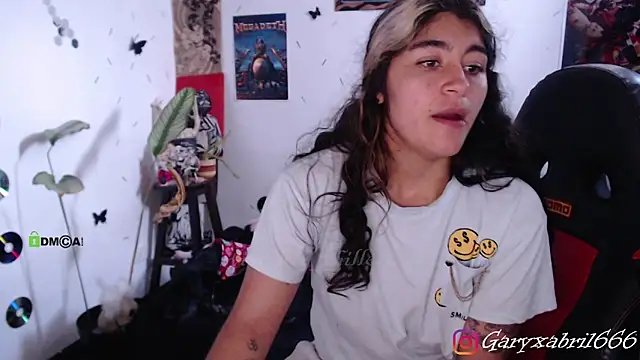 Snapshot of abril666 chatting on 12/05/24, 06:11 abril666 online show from 12/05/24, 06:11