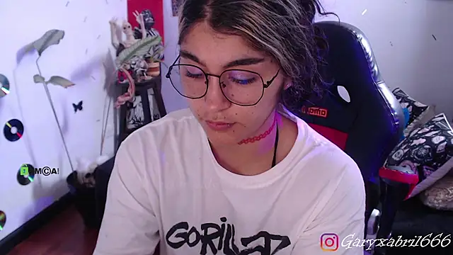 Snapshot of abril666 chatting on 12/10/24, 06:49 abril666 online show from 12/10/24, 06:49