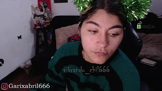 Snapshot of abril666 chatting on 12/27/24, 04:43 abril666 online show from 12/27/24, 04:43