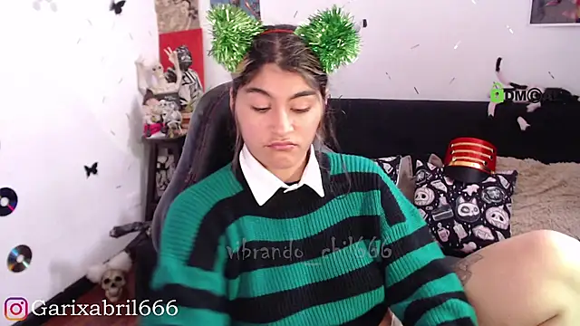 Snapshot of abril666 chatting on 12/27/24, 07:46 abril666 online show from 12/27/24, 07:46