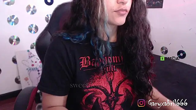 Snapshot of abril666 chatting on 03/13/25, 05:50 abril666 online show from 03/13/25, 05:50