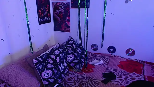 Snapshot of abril666 chatting on 10/07/25, 03:42 abril666 online show from 10/07/25, 03:42