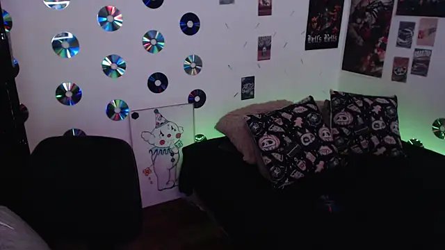 Snapshot of abril666 chatting on 11/14/25, 03:11 abril666 online show from 11/14/25, 03:11