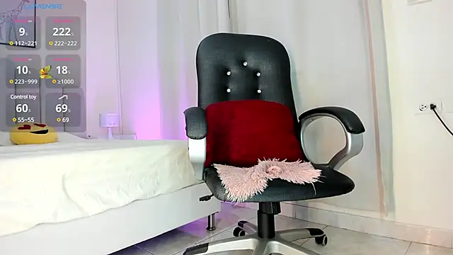 Snapshot of dakofeet chatting on 03/20/25, 09:02 dakofeet online show from 03/20/25, 09:02