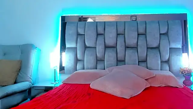 Snapshot of Abbye_blue01 chatting on 02/26/25, 04:47 Abbye blue01 online show from 02/26/25, 04:47