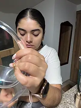 GiselOrtiz online show from 12/04/25, 10:57