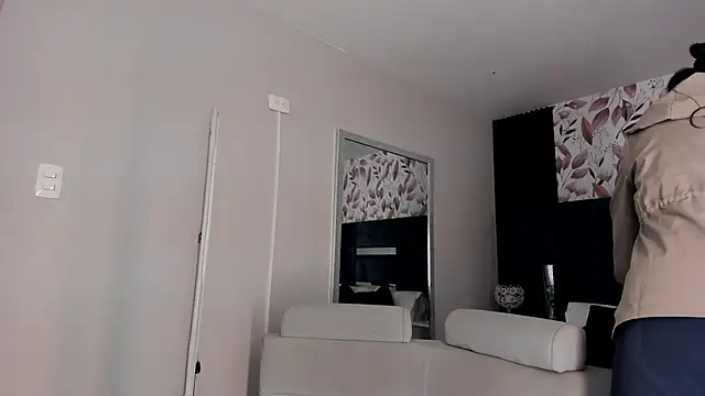 GiselOrtiz online show from 06/01/26, 11:01