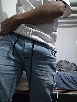 Danielitohot23cm online show from 01/08/26, 03:09