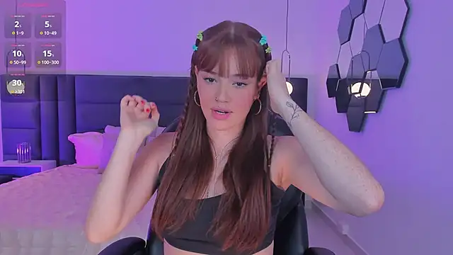 Snapshot of CorinneRusso chatting on 12/29/24, 04:05 CorinneRusso online show from 12/29/24, 04:05