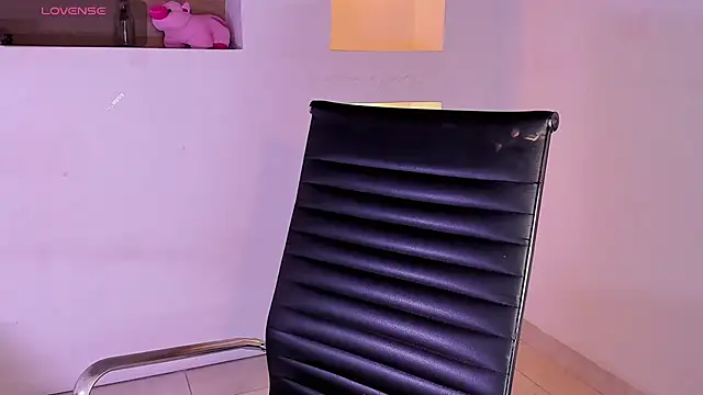 BlakmillerrGilson online show from 01/31/25, 07:51