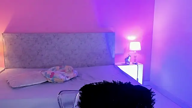 BlakmillerrGilson online show from 10/11/25, 07:01