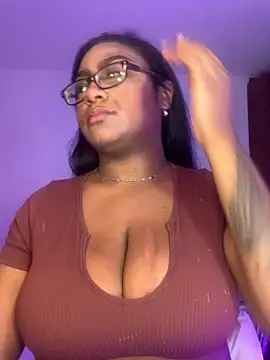 BlakmillerrGilson online show from 03/28/26, 07:35