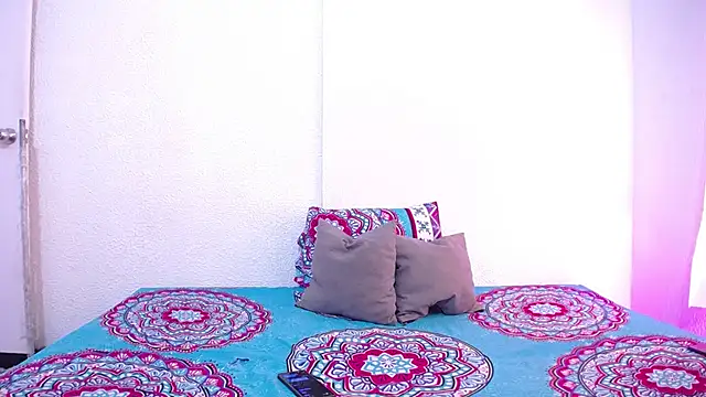  joanne and oliver  online show from 11/25/25, 06:08