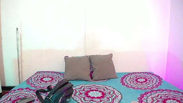  joanne and oliver  online show from 12/14/25, 03:39