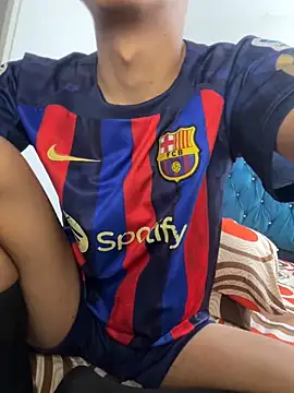 Leonarrrd 01 online show from 12/21/24, 05:18