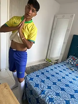 Leonarrrd 01 online show from 02/12/25, 06:30