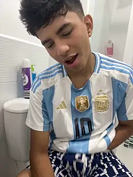 Leonarrrd 01 online show from 03/08/25, 03:17