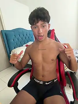 Leonarrrd 01 online show from 02/26/26, 09:47