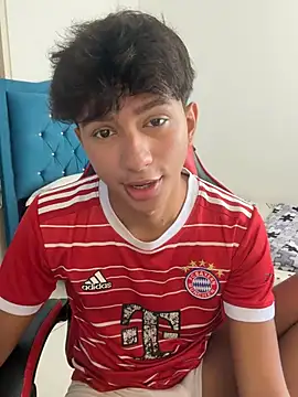 Leonarrrd 01 online show from 03/12/26, 07:53