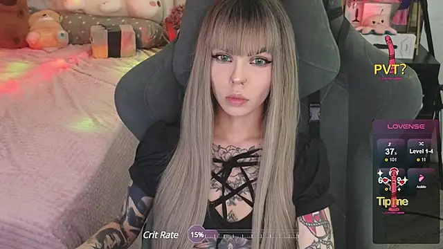 Snapshot of Kerry_Kirk chatting on 02/01/25, 10:13 Kerry Kirk online show from 02/01/25, 10:13