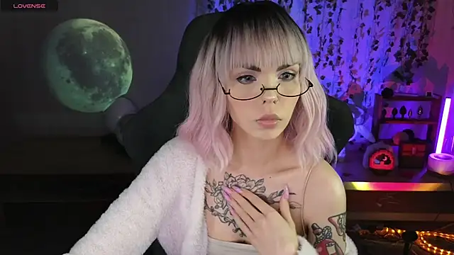 Kerry Kirk online show from 04/14/26, 11:00