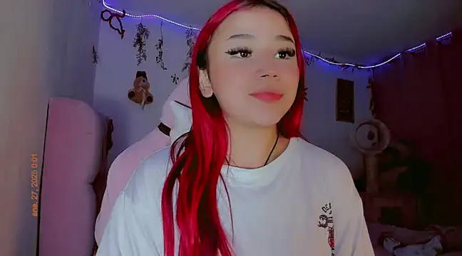 Snapshot of madisonx17 chatting on 01/27/25, 05:03 madisonx17 online show from 01/27/25, 05:03