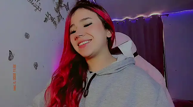 Snapshot of madisonx17 chatting on 03/05/25, 04:57 madisonx17 online show from 03/05/25, 04:57