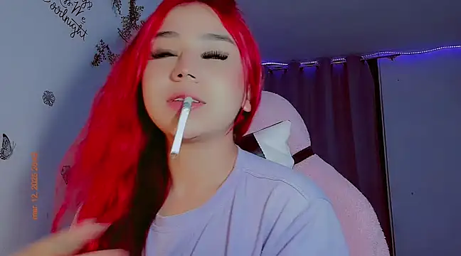 Snapshot of madisonx17 chatting on 03/13/25, 01:43 madisonx17 online show from 03/13/25, 01:43