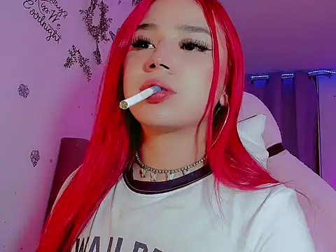 Snapshot of madisonx17 chatting on 03/21/25, 04:49 madisonx17 online show from 03/21/25, 04:49