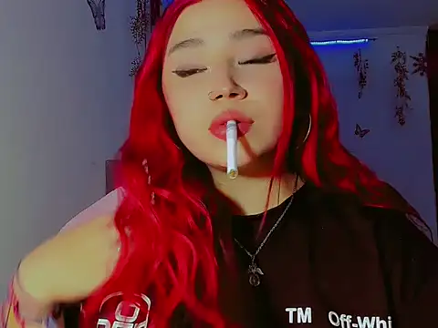 Snapshot of madisonx17 chatting on 09/18/25, 08:55 madisonx17 online show from 09/18/25, 08:55