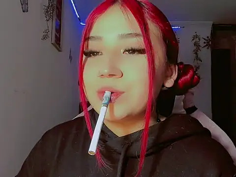 Snapshot of madisonx17 chatting on 09/30/25, 10:48 madisonx17 online show from 09/30/25, 10:48