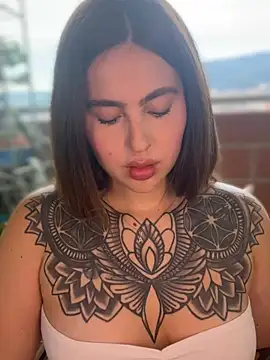 Snapshot of ValerieHilton chatting on 01/31/25, 09:59 ValerieHilton online show from 01/31/25, 09:59