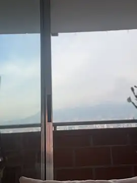 Snapshot of ValerieHilton chatting on 02/05/25, 10:33 ValerieHilton online show from 02/05/25, 10:33