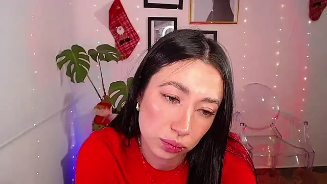 lilyy evanss online show from 12/28/24, 02:43