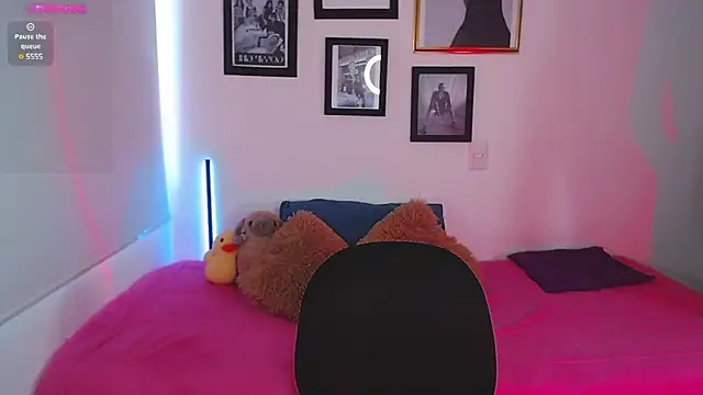 lilyy evanss online show from 03/04/25, 07:11