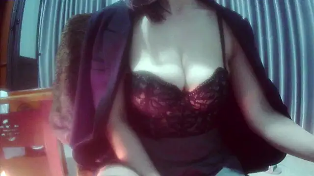 Snapshot of Yii-Ser chatting on 02/11/26, 08:36 Yii-Ser online show from 02/11/26, 08:36