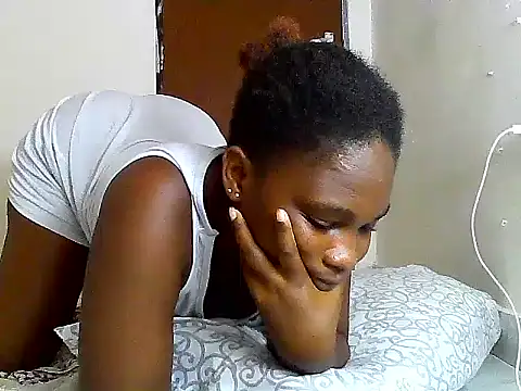 Snapshot of SexyKimberly23 chatting on 09/18/25, 06:48 SexyKimberly23 online show from 09/18/25, 06:48