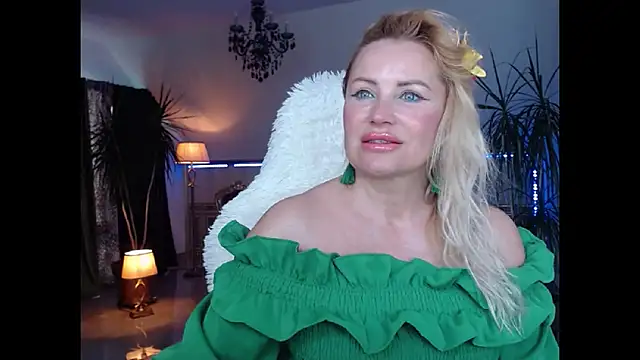 eyesangel22 online show from 12/28/24, 08:37