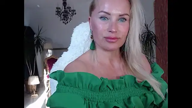 eyesangel22 online show from 01/10/25, 08:40