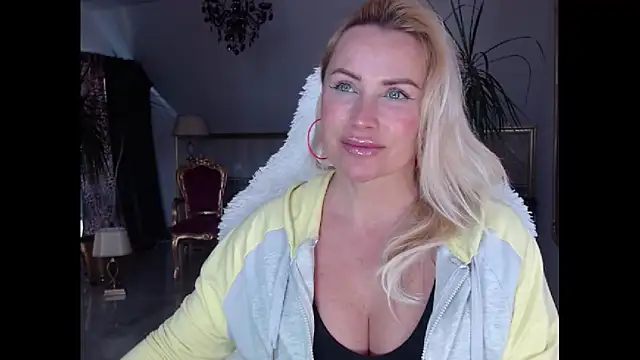 eyesangel22 online show from 02/09/25, 07:16