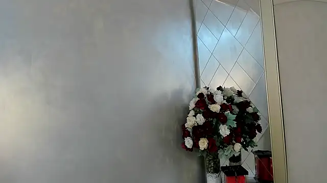 Snapshot of CamilaSofiia chatting on 09/19/25, 07:47 CamilaSofiia online show from 09/19/25, 07:47