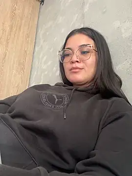 CamilaSofiia online show from 02/15/26, 03:53