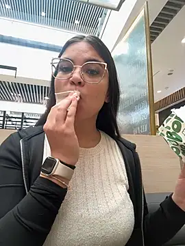 CamilaSofiia online show from 02/17/26, 07:20