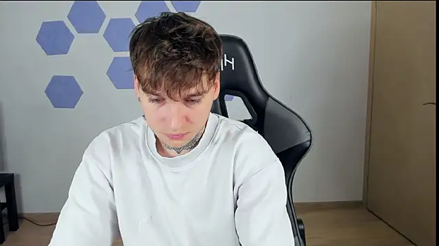 Chris Tyson online show from 01/16/25, 02:19