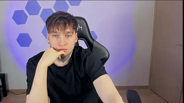 Chris Tyson online show from 01/20/25, 09:11