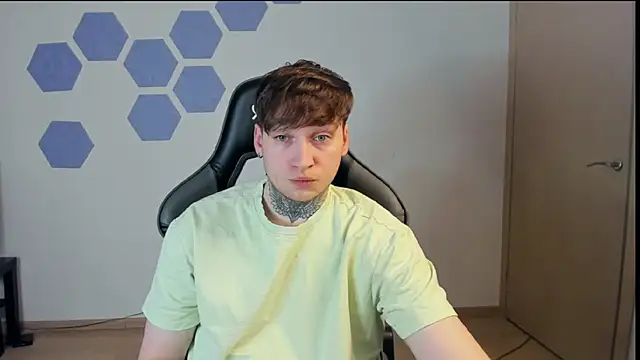 Chris Tyson online show from 02/01/25, 03:41